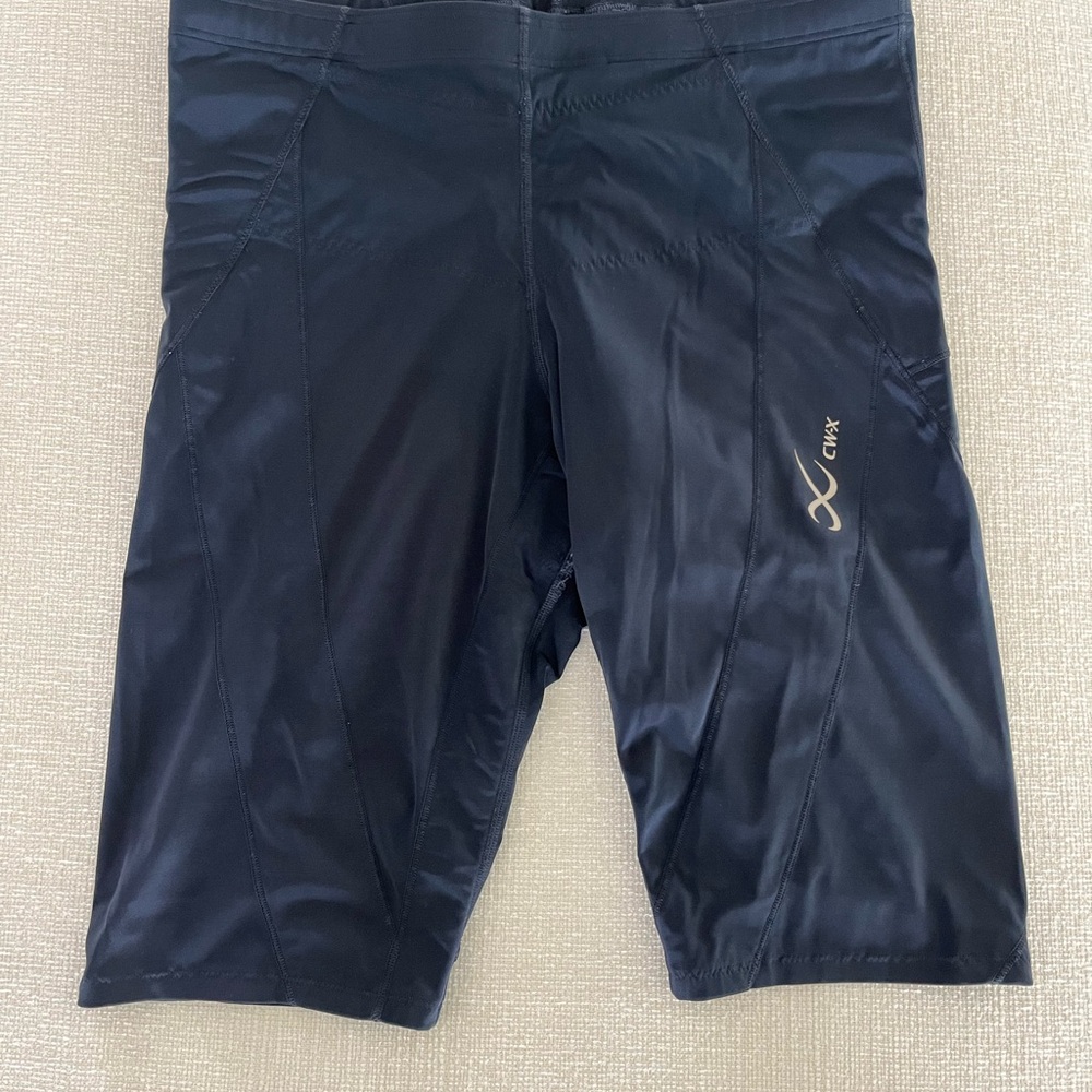 CW-X Stabilyx Ventilator Conpression Shorts in size XL